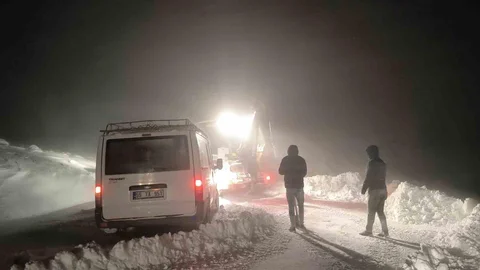 Muş'ta Mahsur Kalan 7 Kişi Kurtarıldı