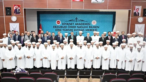 Erzurum'da Diyanet Akademisi Mezuniyet Töreni