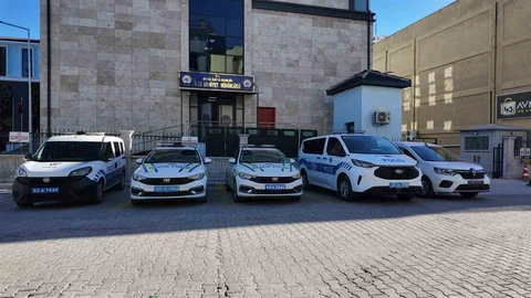 Kütahya Gediz'de Emniyete Yeni Araçlar Katıldı