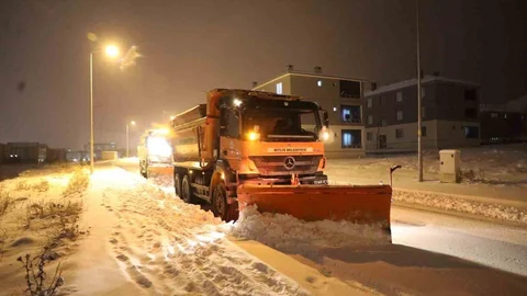 Bitlis'te Kar Yağışı Etkili Oldu