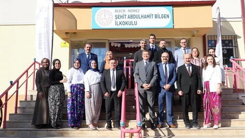 Bilecik’te Öğrenci Stantları İlgi Odağı Oldu