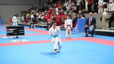 Kaan Ayaz'dan Çifte Şampiyonluk Başarısı