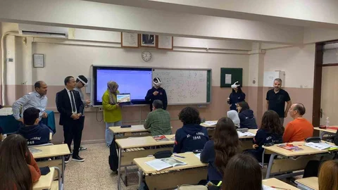 Aydın Lisesi'nde Sanal Gerçeklik Uygulaması