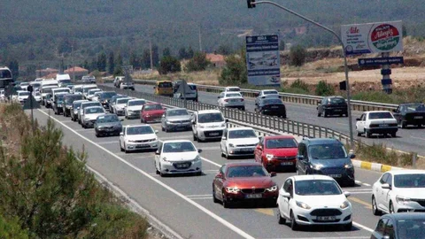 Muğla'da Trafikte Araç Sayısı Artış Gösterdi