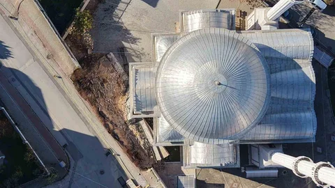 Yaşlı Kadın, Bursa'da Öğrencilerin Hayatını Kurtardı