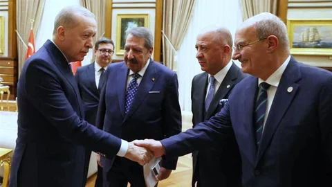 Cumhurbaşkanı Erdoğan Ankara'da Ekonomi Aktörlerini Kabul Etti