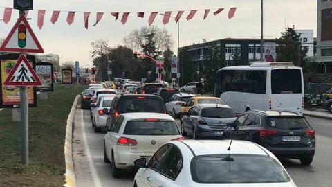 Edirne'de Araç Sayısı 207 Bin 555'e Yükseldi