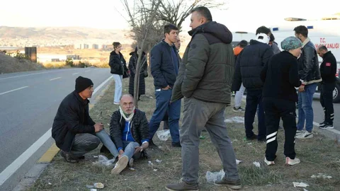 Kırıkkale'de Servis Araçları Çarpıştı