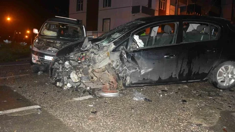 Ordu'da Trafik Kazası: 1 Ölü, 4 Yaralı