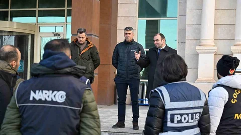 Muş'ta Okul Çevrelerinde Denetim Yapıldı