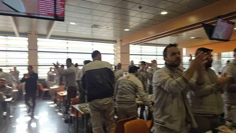 Bursa TOFAŞ'ta İşçiler Eylemde