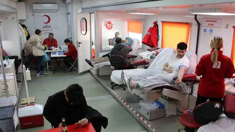 Aydın'da Kan Bağışı Etkinliği Düzenlendi