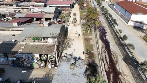 Yenipazar'da Parke Taşı Çalışmaları Devam Ediyor