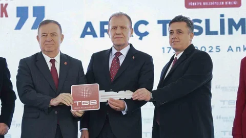 TBB'den Belediyelere 59 Yeni Araç Teslim Edildi! Vahap Seçer: " Demokrasi Yerelden Güçlenecek"