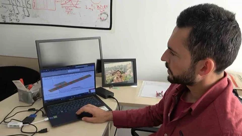 Hareket Halindeki Elektrikli Araçlar İçin Kablosuz Şarj Projesi