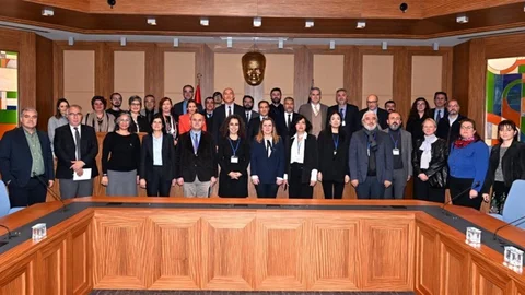 Anadolu Üniversitesi'nde Tarihi Akreditasyon Başarısı