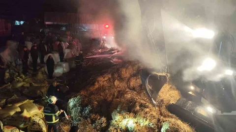 Şanlıurfa'da Samanlık Yangını Kontrol Altına Alındı