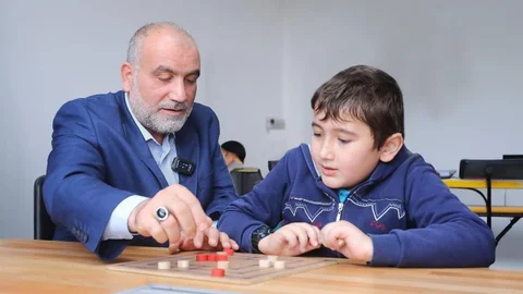 Canik'te Akıl ve Zeka Oyunu Sınıfları Açıldı