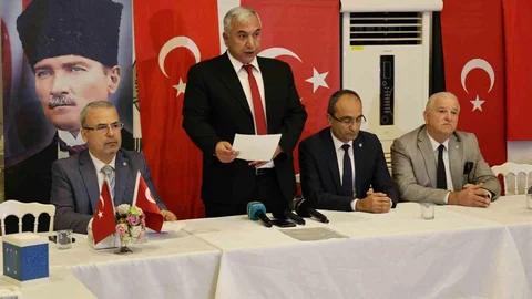 İYİ Parti'de 5 İlçe Başkanı İstifa Etti