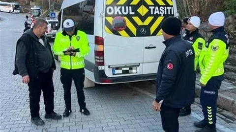 Erzincan'da Servis Araçlarına Denetim Yapıldı