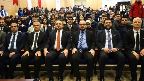 Muş'ta Gençlik ve Spor Tesisleri Açıklandı