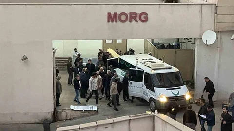 Siirt'te Bıçaklanmış Kadın Cesedi Bulundu