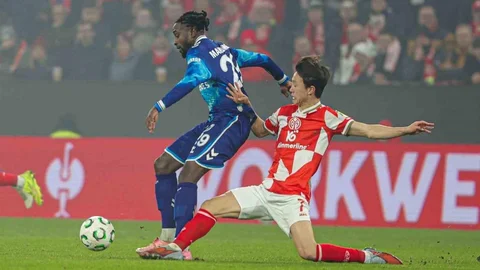 Samsunspor'un Üzgün Orta Sahası Antoine Makoumbou
