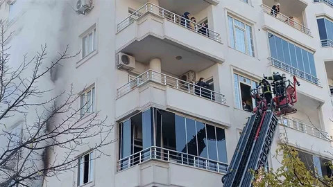 Batman'da Apartman Yangını