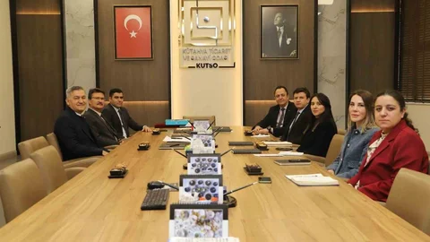 Kütahya'da Mesleki Eğitim Toplantısı Yapıldı