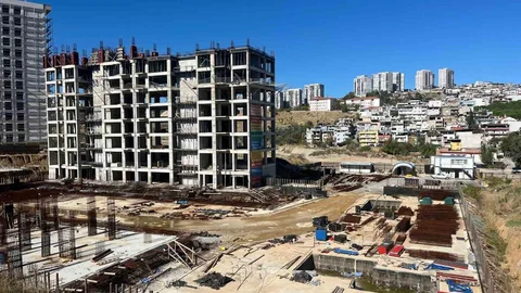 İzmir Kooperatif Üyeleri Mağduriyetlerini Duyuruyor