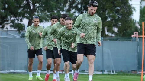 Alanyaspor Fatih Karagümrük Maçına Hazırlanıyor