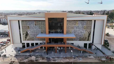 Kamil Ocak Spor Salonu Açılıyor