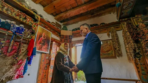 Fatmana Nine Valiyi Görmek İstedi