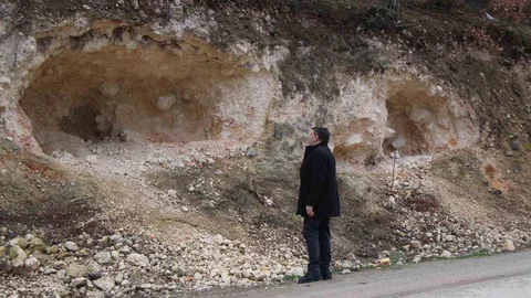 Amasya'da Dağı Delip Pekmez Üretiminde Kullanıyorlar