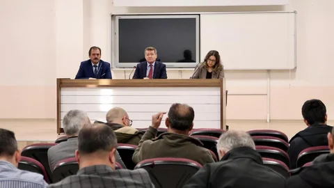 Bilecik'te Devamsızlıkla Mücadele Toplantısı Yapıldı