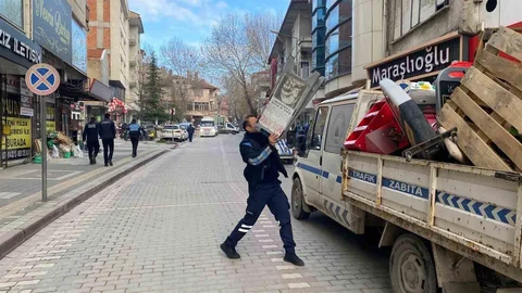 Tavşanlı'da Yaya Yolu İhlalleri Gideriliyor