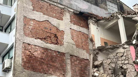 Balçova'da Kentsel Dönüşüm Yıkımı