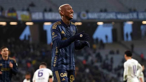 Anderson Talisca Gollerine Devam Ediyor