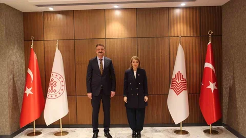 Malatya'daki Tarihi Camiler Bayram İçin Hazırlanıyor