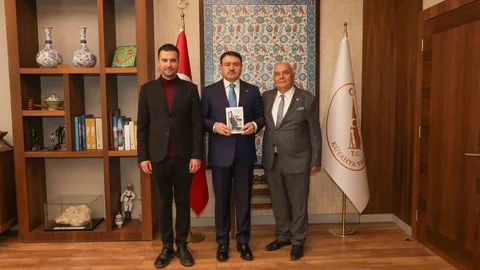 Kütahya'da "Şeref Usta" Kitabı Çıraklara Destek Olacak