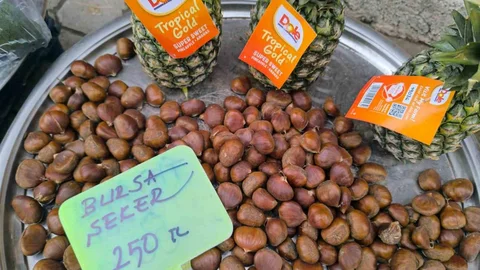 Kestane Fiyatları Afyonkarahisar'da Yüzleri Güldürüyor