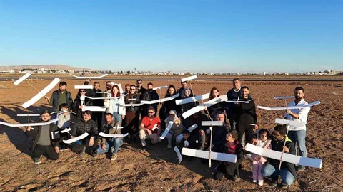 Nusaybin'de Model Uçak Eğitimi Etkinliği Düzenlendi