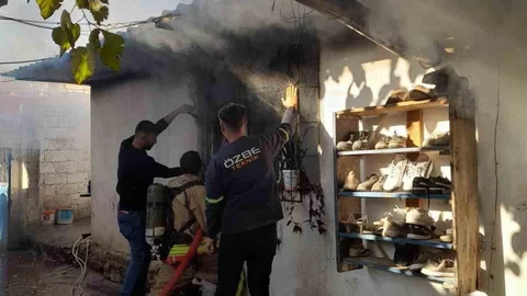 Erzin'de Müstakil Evde Yangın Çıktı