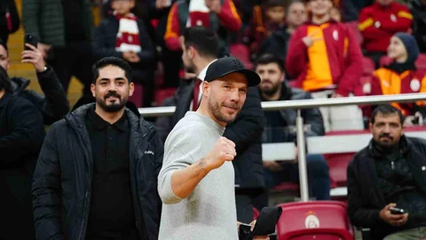 Milan Baros ve Lucas Podolski İstanbul'da
