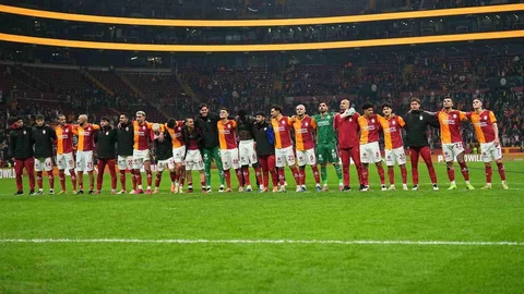 Galatasaray Süper Lig'de Liderliğini Koruyor