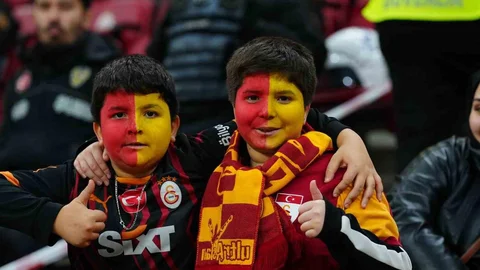 Galatasaray Kasımpaşa Maçında 34 Bin Taraftarla Dolu