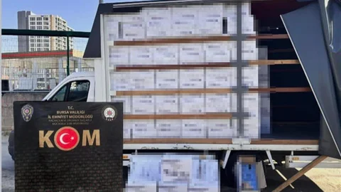 Bursa'da Kaçak Makaron Operasyonu