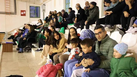 Çameli Voleybol Turnuvası Devam Ediyor