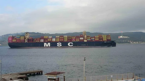 MSC Türkiye Çanakkale Boğazı'ndan Geçti