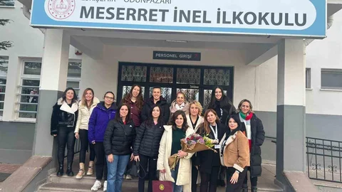 Sanem Yelez Akpınar Eskişehir'de Velilere Atölye Düzenledi